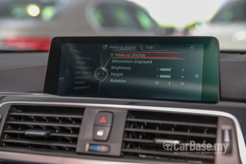 BMW 3 Series F30 LCI (2015) Interior