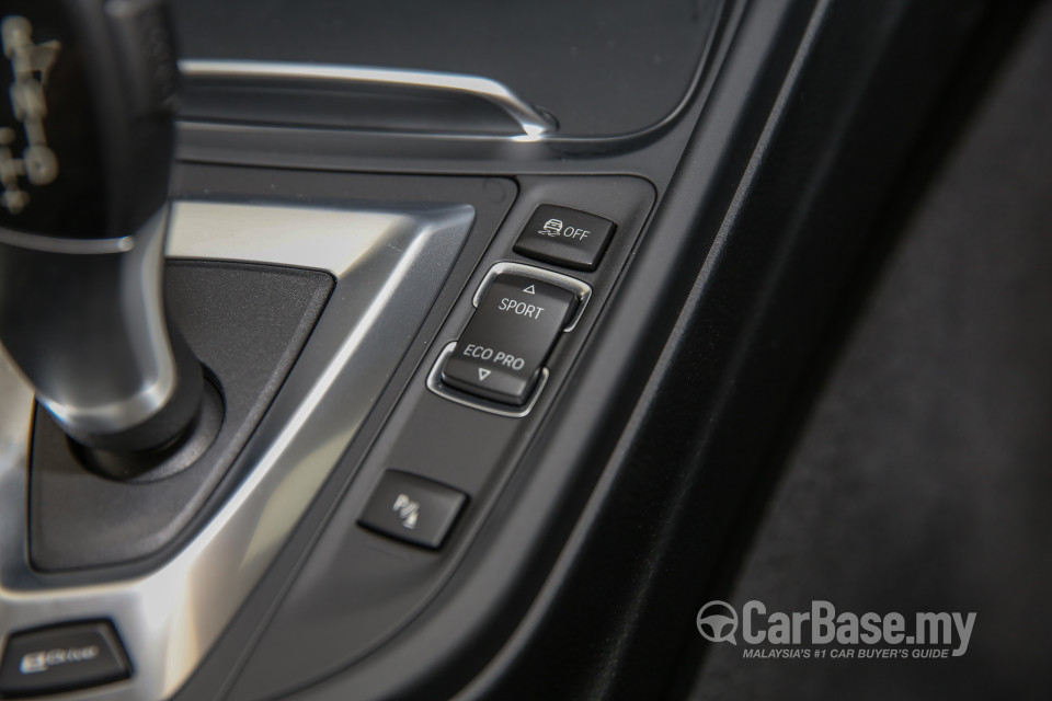 BMW 3 Series F30 LCI (2015) Interior