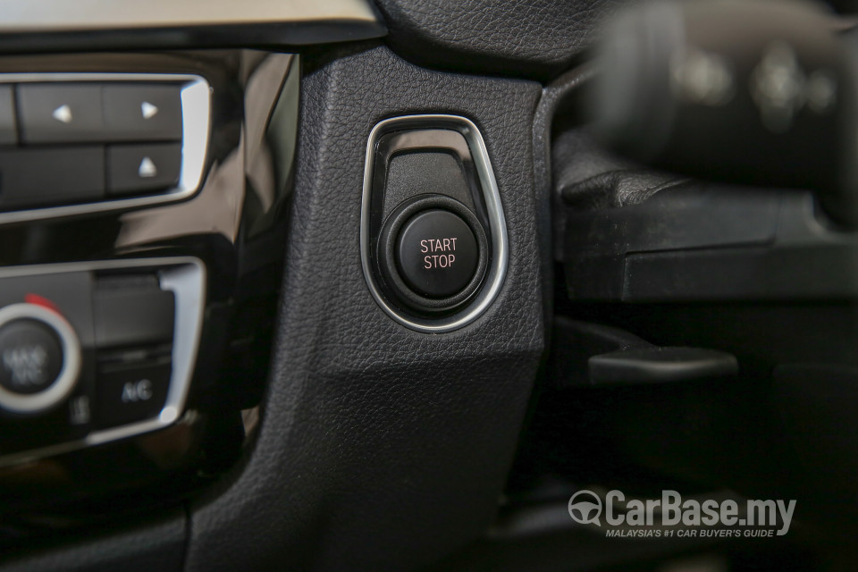 BMW 3 Series F30 LCI (2015) Interior
