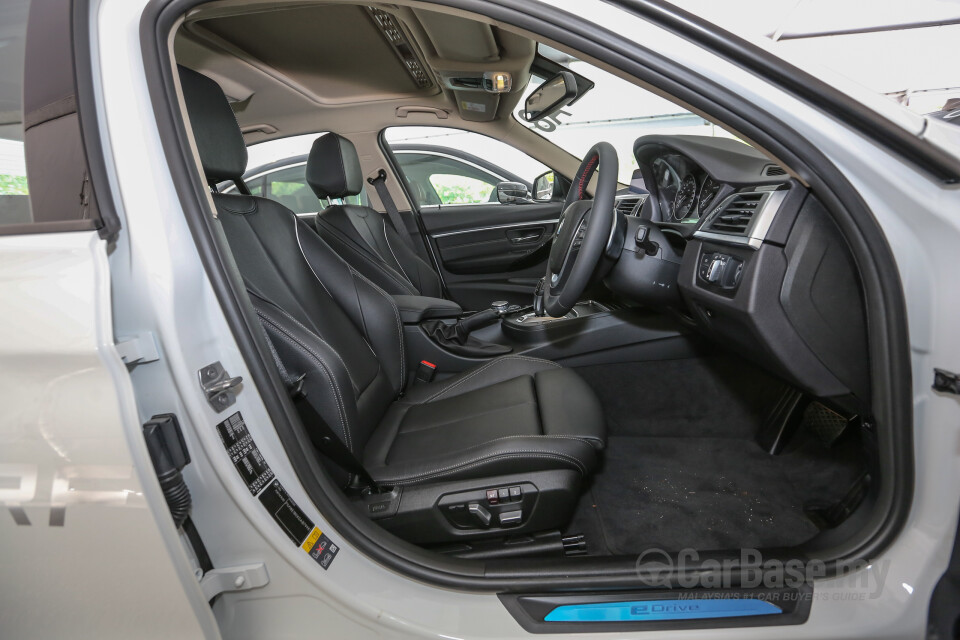 Kia Stinger CK (2018) Interior