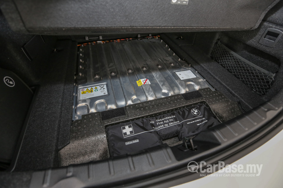 BMW 3 Series F30 LCI (2015) Interior