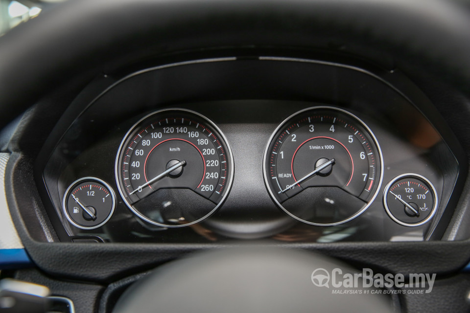 BMW 3 Series F30 LCI (2015) Interior