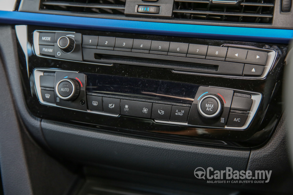 BMW 3 Series F30 LCI (2015) Interior