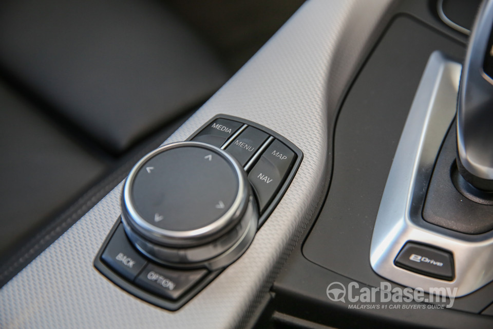 BMW 3 Series F30 LCI (2015) Interior