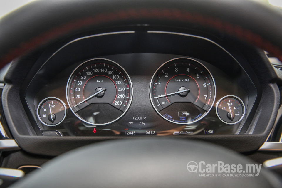 BMW 3 Series F30 LCI (2015) Interior