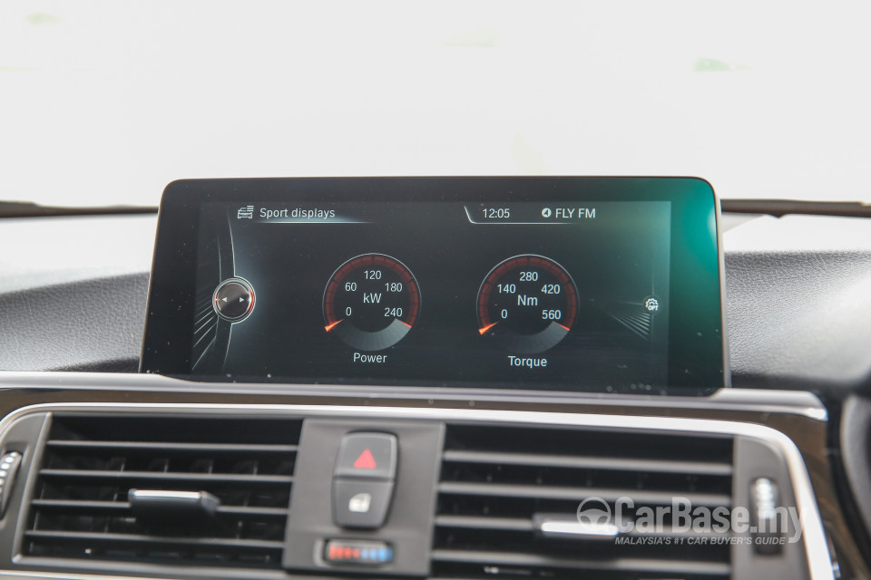 BMW 3 Series F30 LCI (2015) Interior