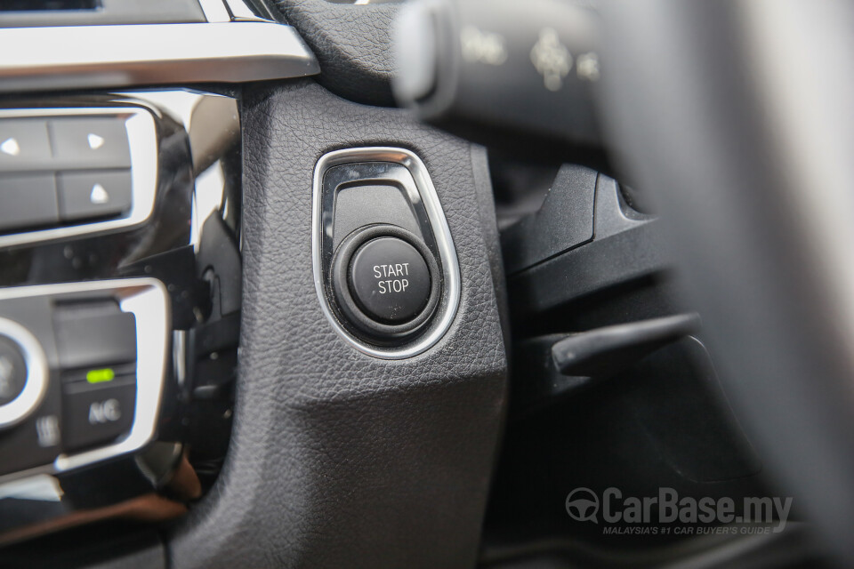 Mercedes-Benz SLC R172 Facelift (2016) Interior