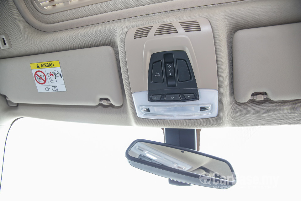 BMW 3 Series F30 LCI (2015) Interior