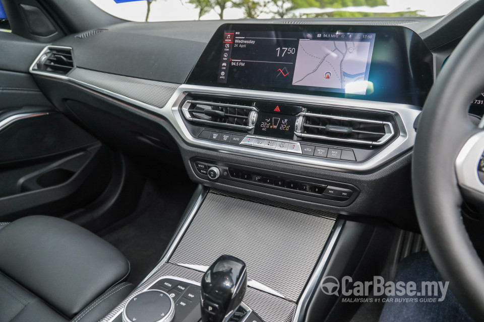 BMW 3 Series G20 (2019) Interior