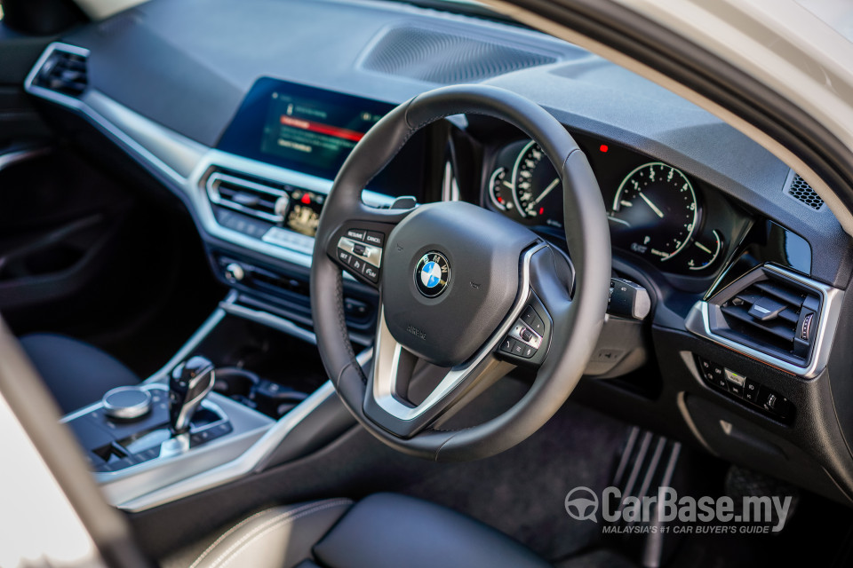 BMW 3 Series G20 (2019) Interior
