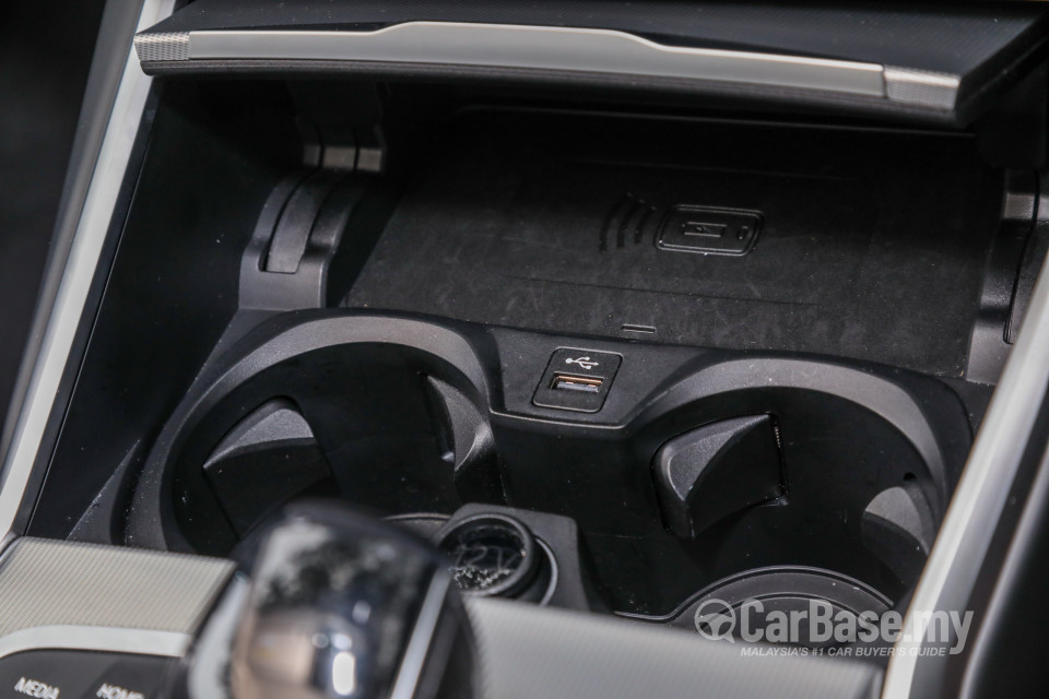 BMW 3 Series G20 (2019) Interior