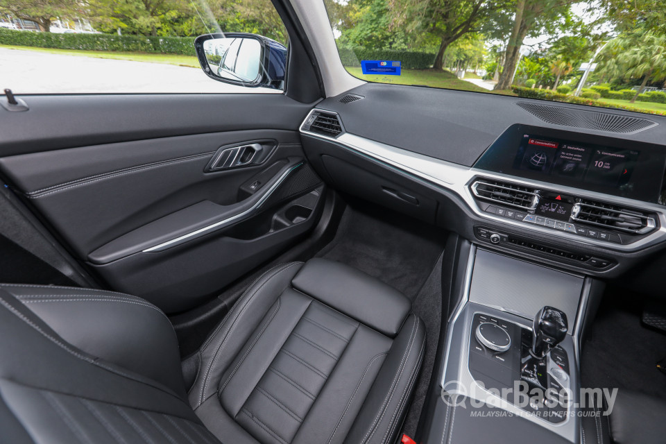 BMW 3 Series G20 (2019) Interior