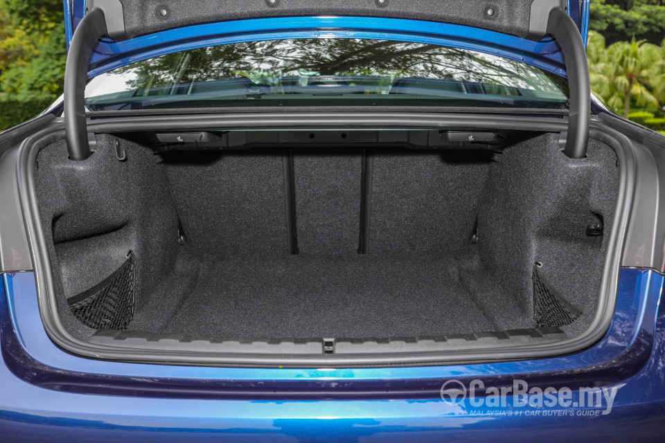 BMW 3 Series G20 (2019) Interior