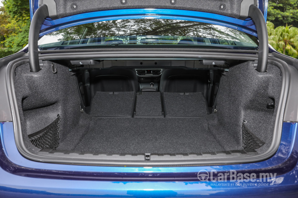 BMW 3 Series G20 (2019) Interior