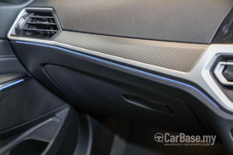 BMW 3 Series G20 (2019) Interior