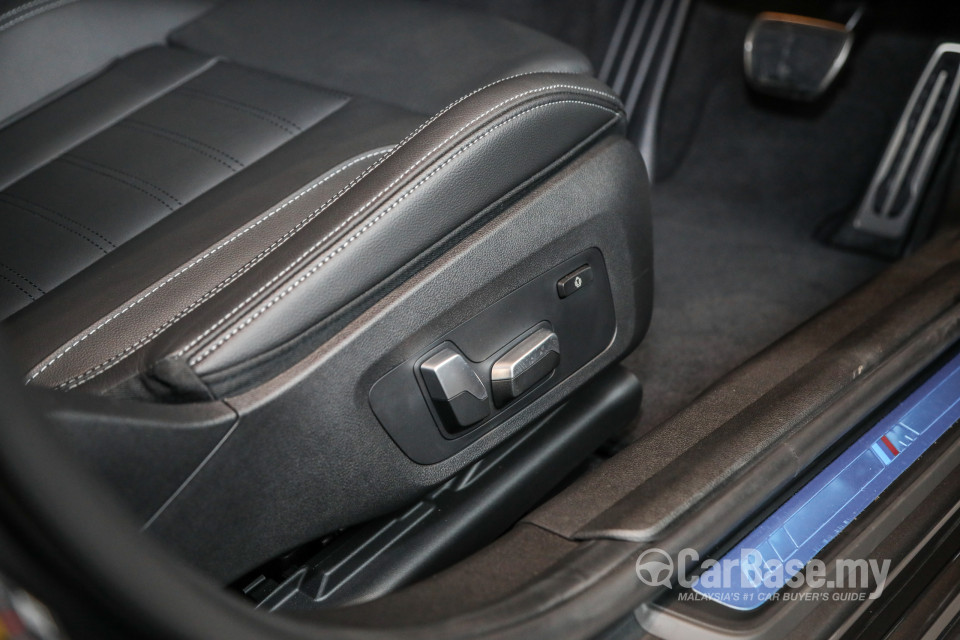 BMW 3 Series G20 (2019) Interior