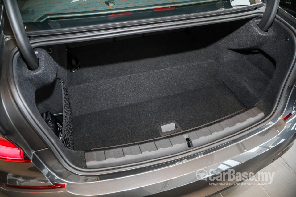 BMW 3 Series G20 (2019) Interior