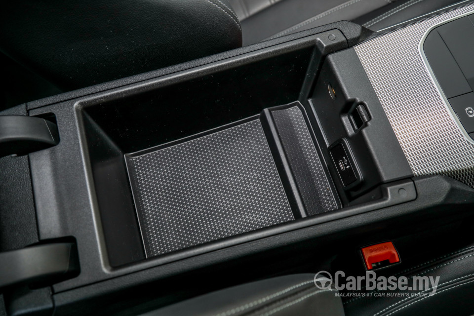 BMW 3 Series G20 (2019) Interior
