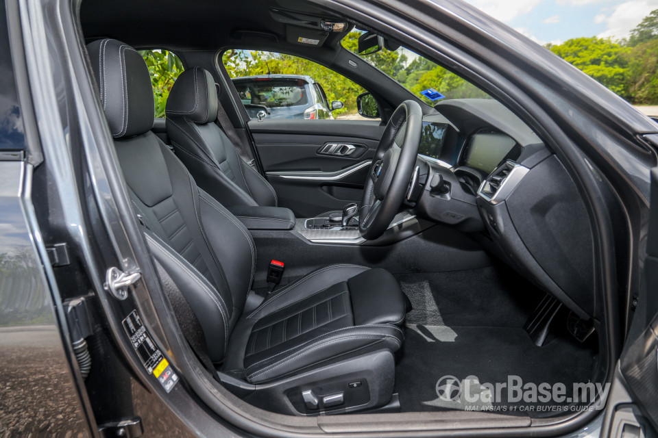 BMW 3 Series G20 (2019) Interior