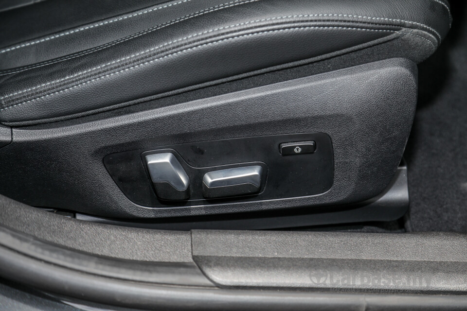 Kia Stinger CK (2018) Interior