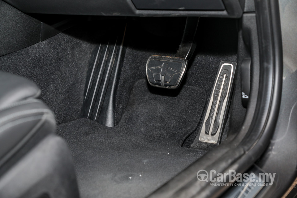 BMW 3 Series G20 (2019) Interior