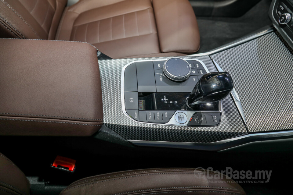 BMW i4 G26 (2022) Interior