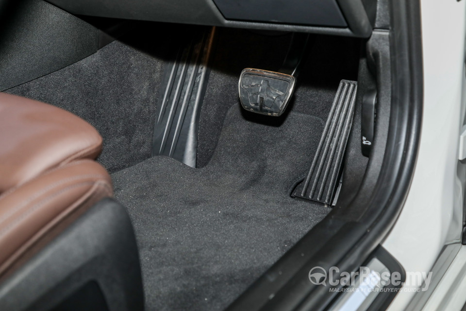 BMW 3 Series G20 (2019) Interior