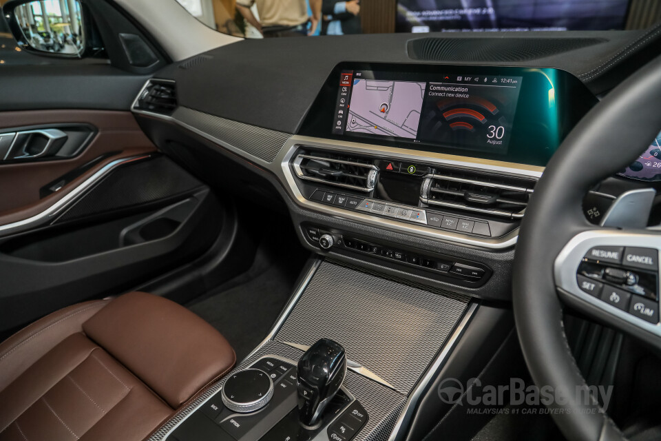 BMW i4 G26 (2022) Interior