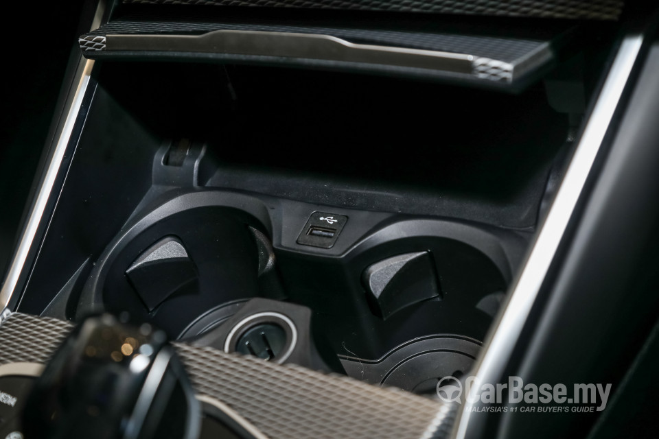 BMW 3 Series G20 (2019) Interior