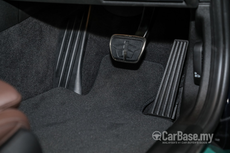 BMW 3 Series G20 (2019) Interior