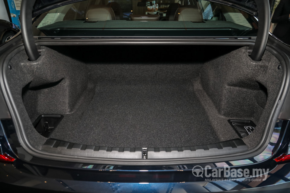 BMW 3 Series G20 (2019) Interior
