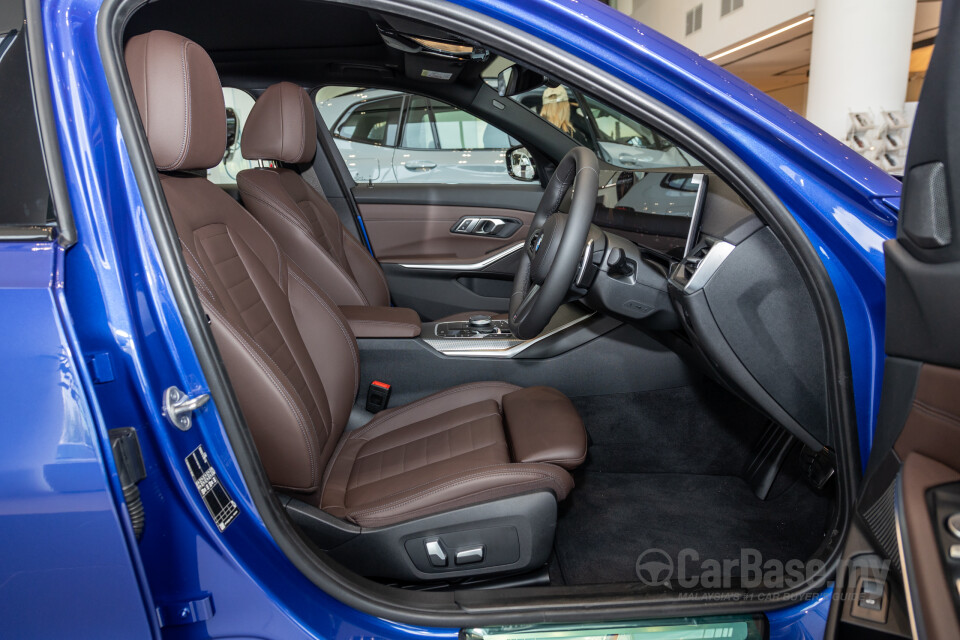BMW 3 Series G20 LCI (2023) Interior