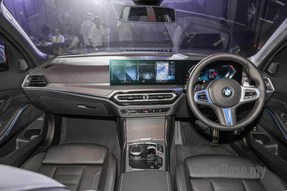 BMW 3 Series G20 LCI (2023) Interior