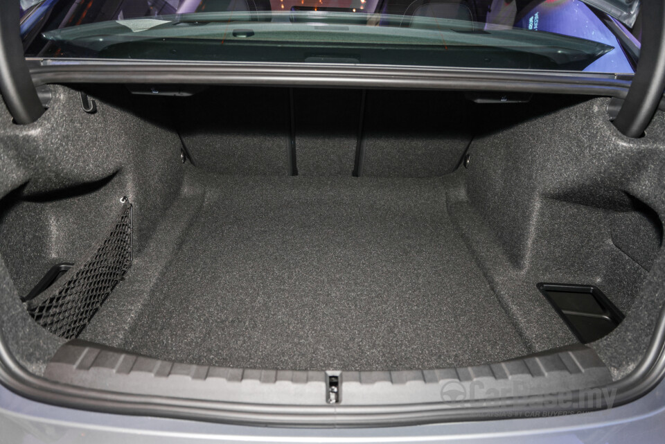 BMW 3 Series G20 LCI (2023) Interior