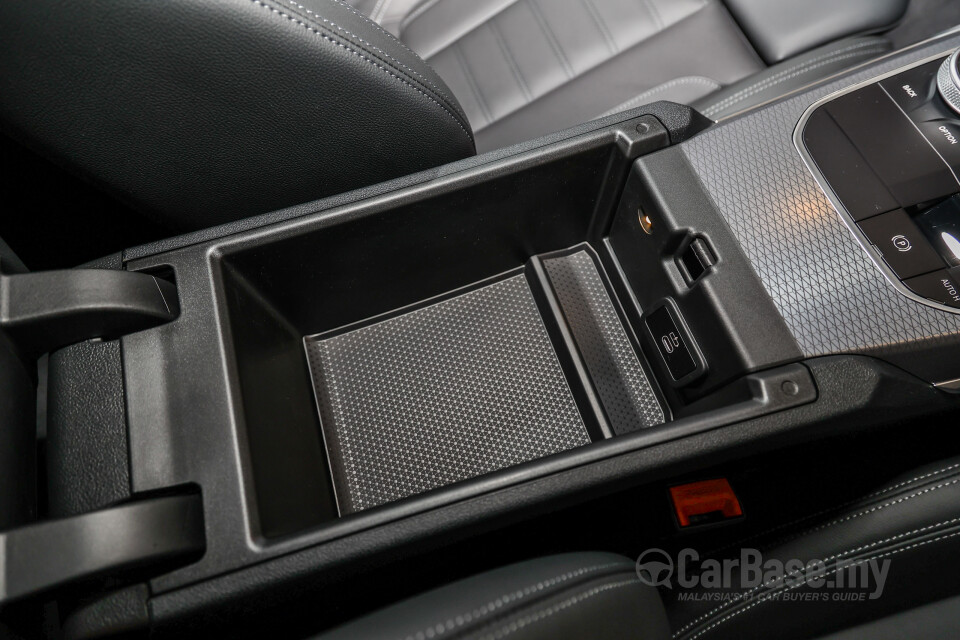 BMW 3 Series G20 LCI 2 (2025) Interior