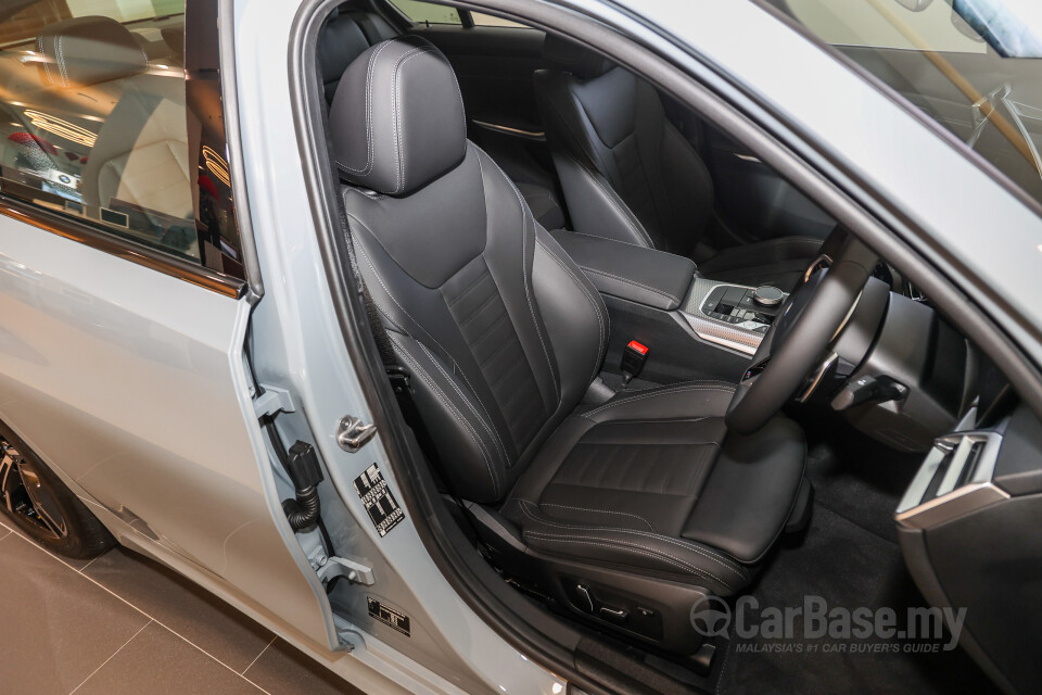 BMW 3 Series G20 LCI 2 (2025) Interior