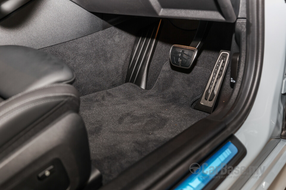 BMW 3 Series G20 LCI 2 (2025) Interior