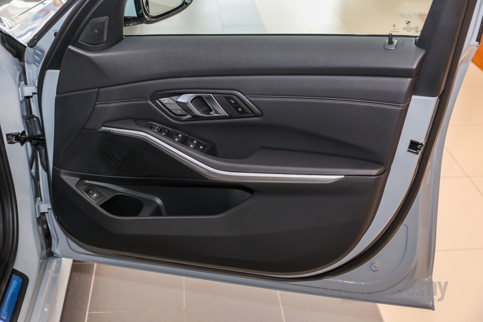 BMW 3 Series G20 LCI 2 (2025) Interior