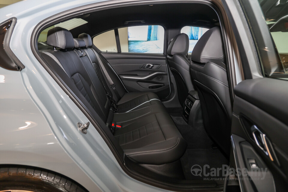 BMW 3 Series G20 LCI 2 (2025) Interior
