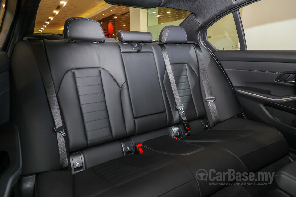BMW 3 Series G20 LCI 2 (2025) Interior