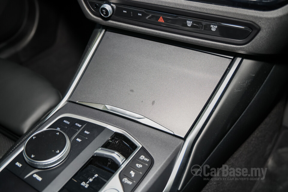 BMW 3 Series G20 LCI 2 (2025) Interior