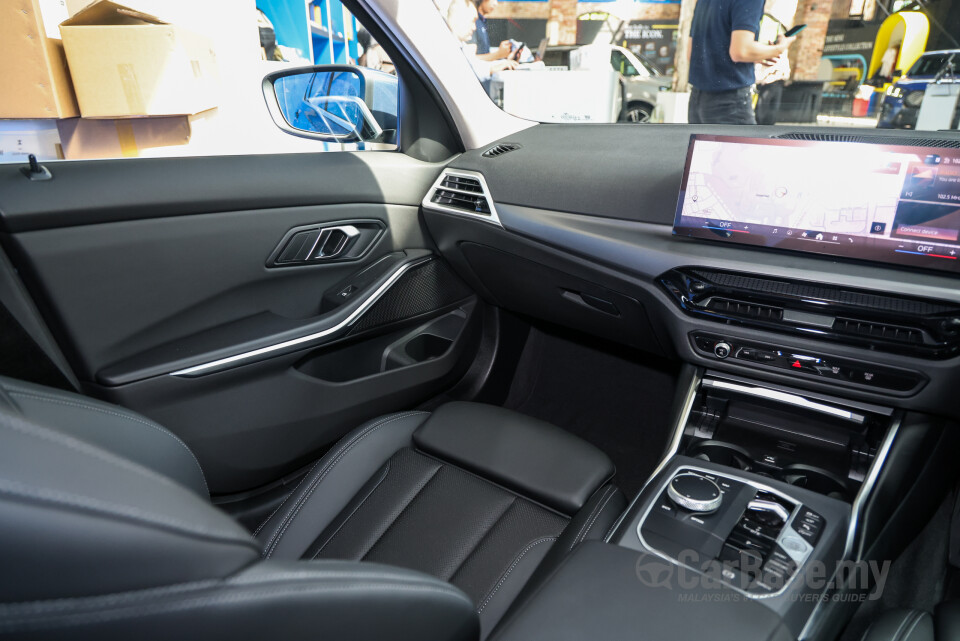 BMW 3 Series G20 LCI 2 (2025) Interior