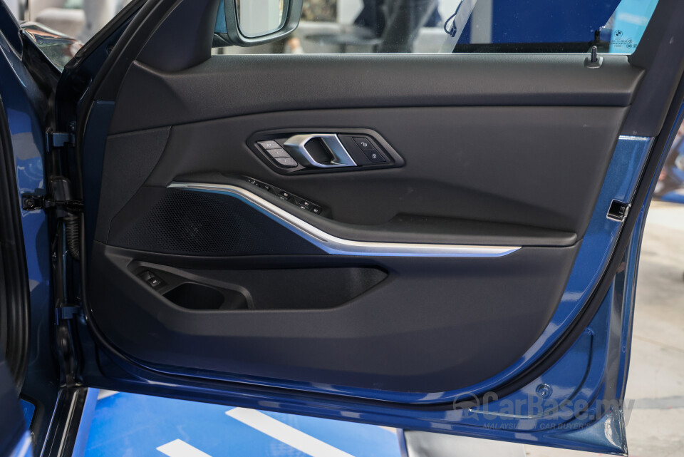 BMW 3 Series G20 LCI 2 (2025) Interior
