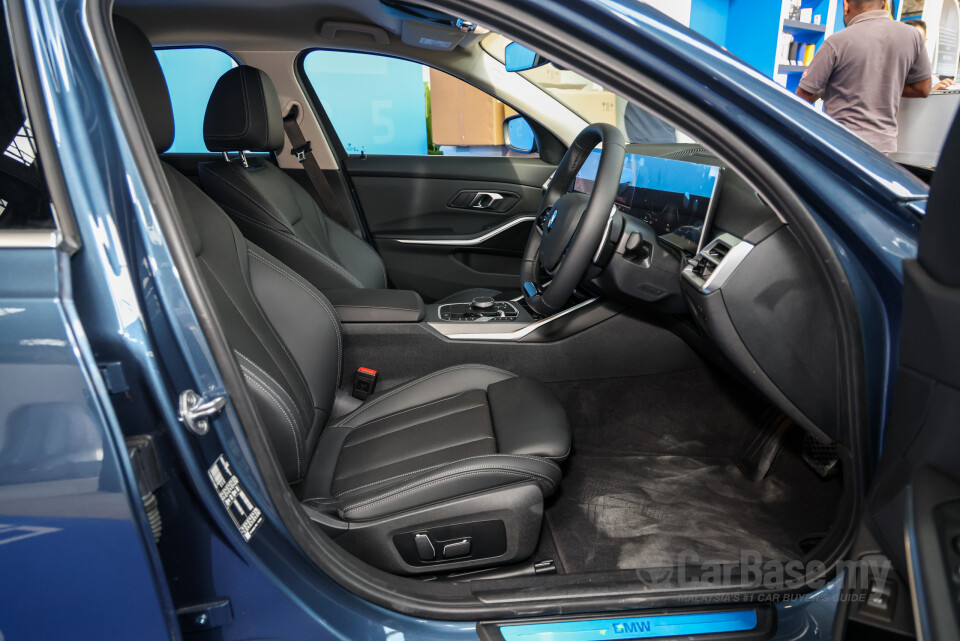 BMW 3 Series G20 LCI 2 (2025) Interior