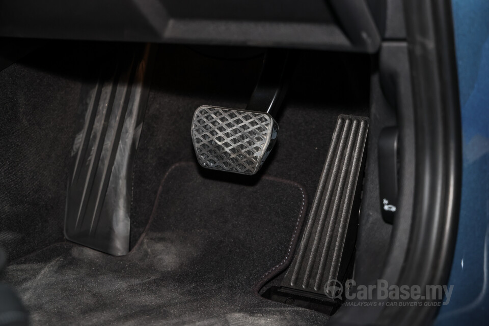 BMW 3 Series G20 LCI 2 (2025) Interior