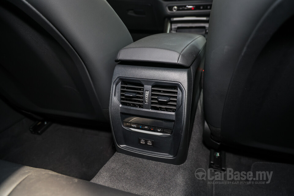 BMW 3 Series G20 LCI 2 (2025) Interior