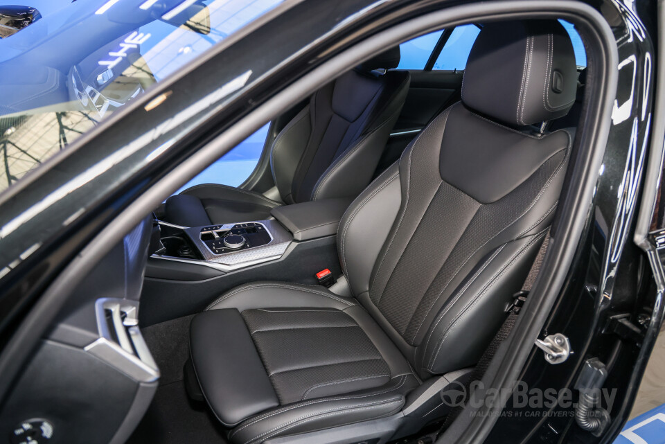 BMW 3 Series G20 LCI 2 (2025) Interior