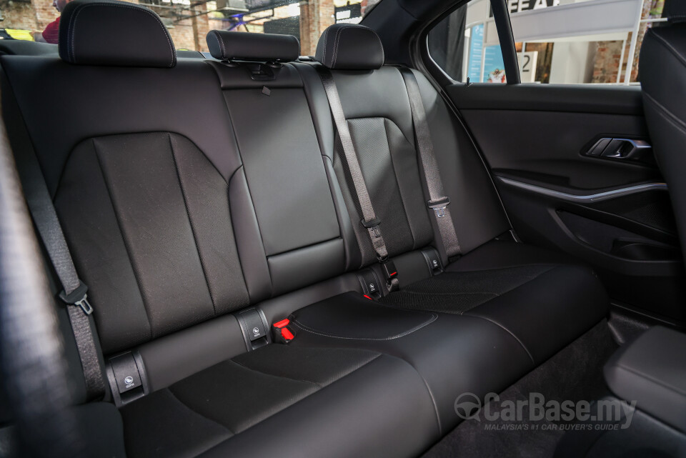 BMW 3 Series G20 LCI 2 (2025) Interior