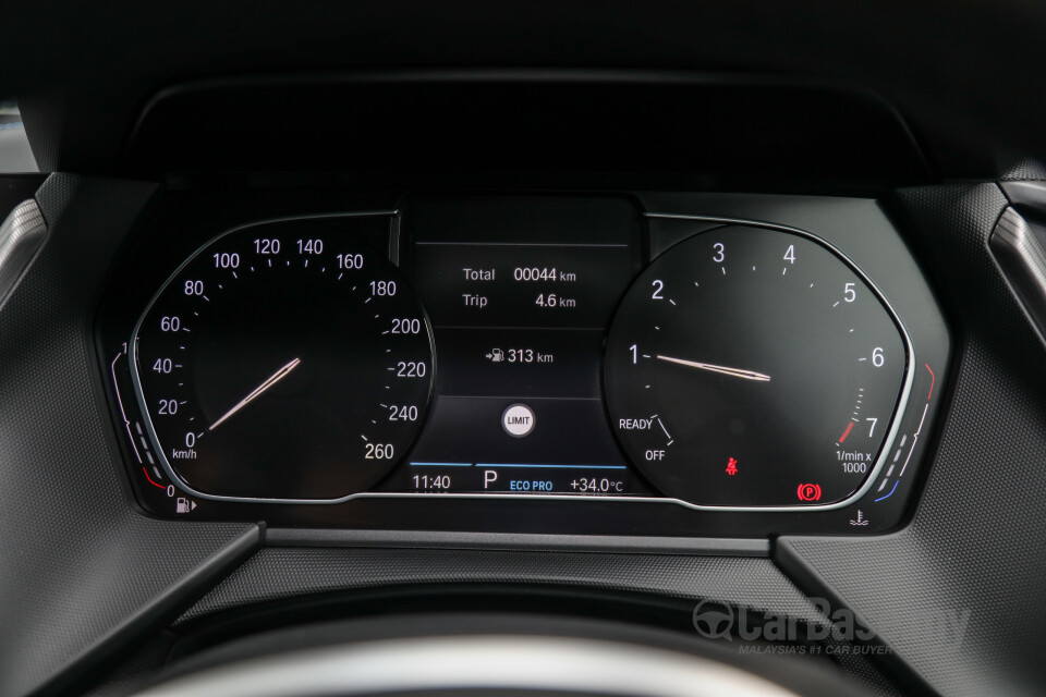 Volkswagen Touareg Mk2 (2010) Interior