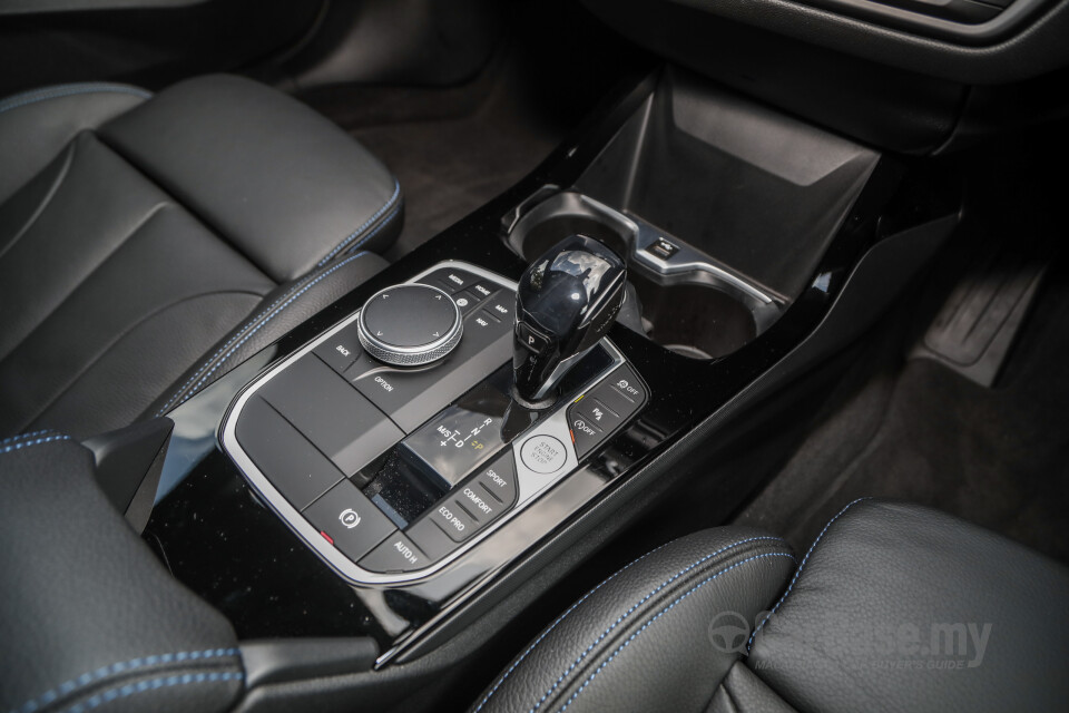 Mazda MX-5 ND (2015) Interior